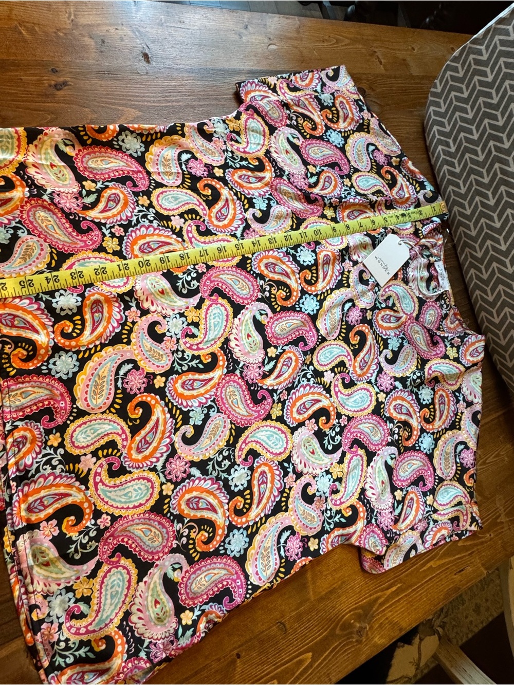 Scarves & Wraps - Picture 7 of 11